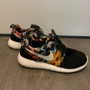 Limited Edition Nike Roshe Shoes